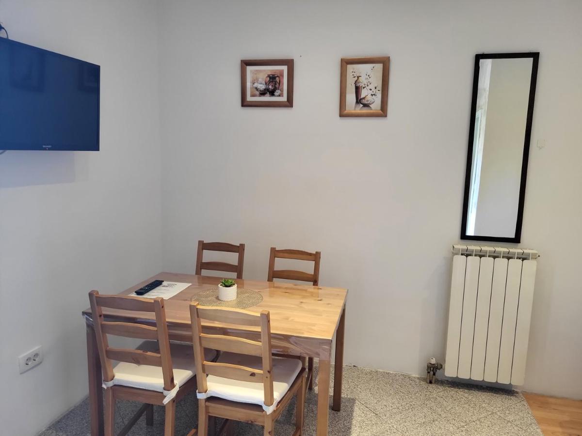 Apartmaji Tim Изола Екстериор снимка