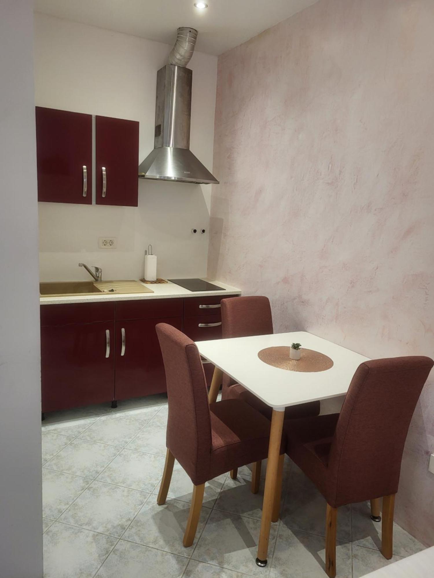 Apartmaji Tim Изола Екстериор снимка