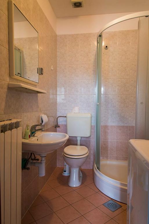 Apartmaji Tim Изола Екстериор снимка