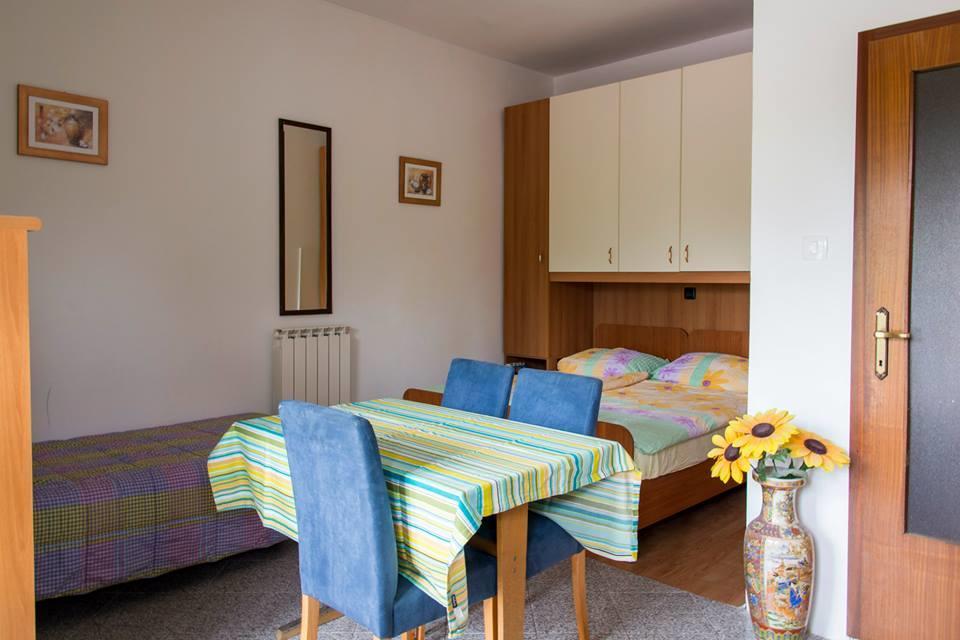 Apartmaji Tim Изола Екстериор снимка